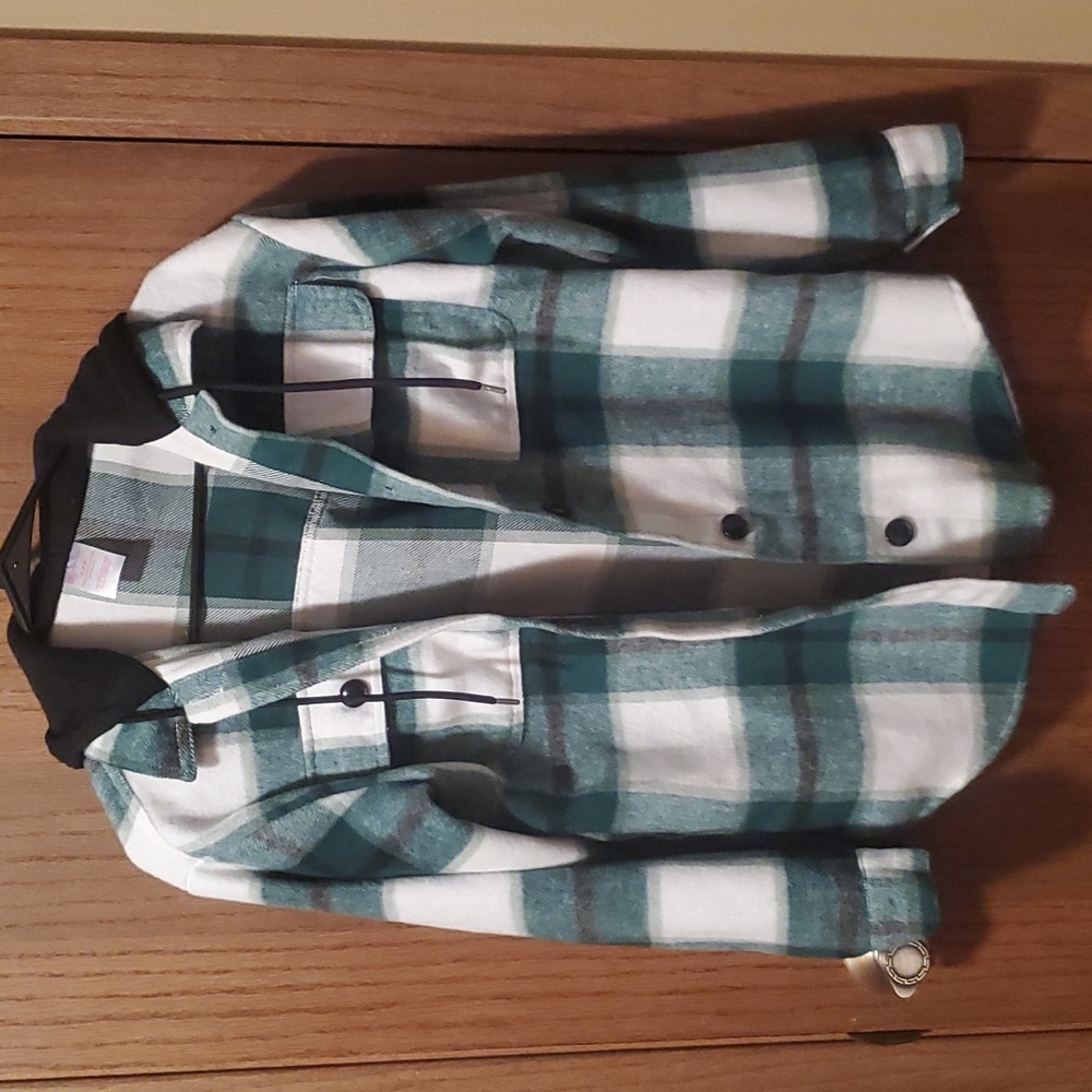 Size S Green/White/Black Plaid Flannel Hoodie WORN ONCE